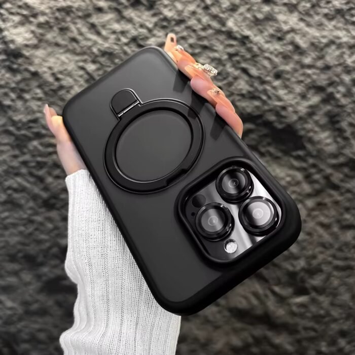 Coque en silicone semi-transparente avec lentilles de protection caméra et support MagSafe - Noir – Image 1