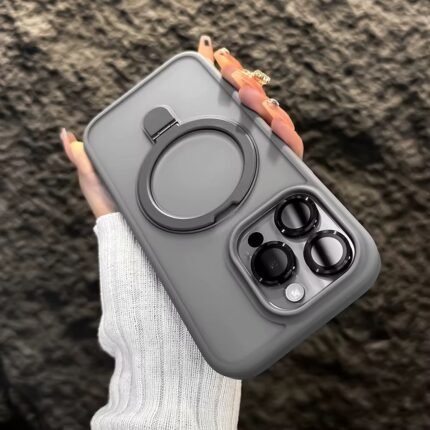 Coque en silicone semi-transparente avec lentilles de protection caméra et support MagSafe - Gris