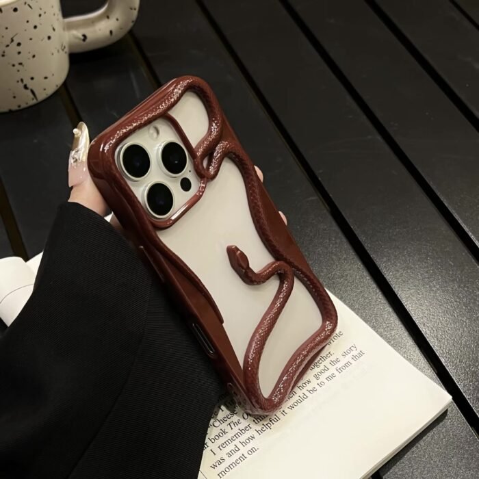 Coque en forme de serpent creux – Rouge – Image 1
