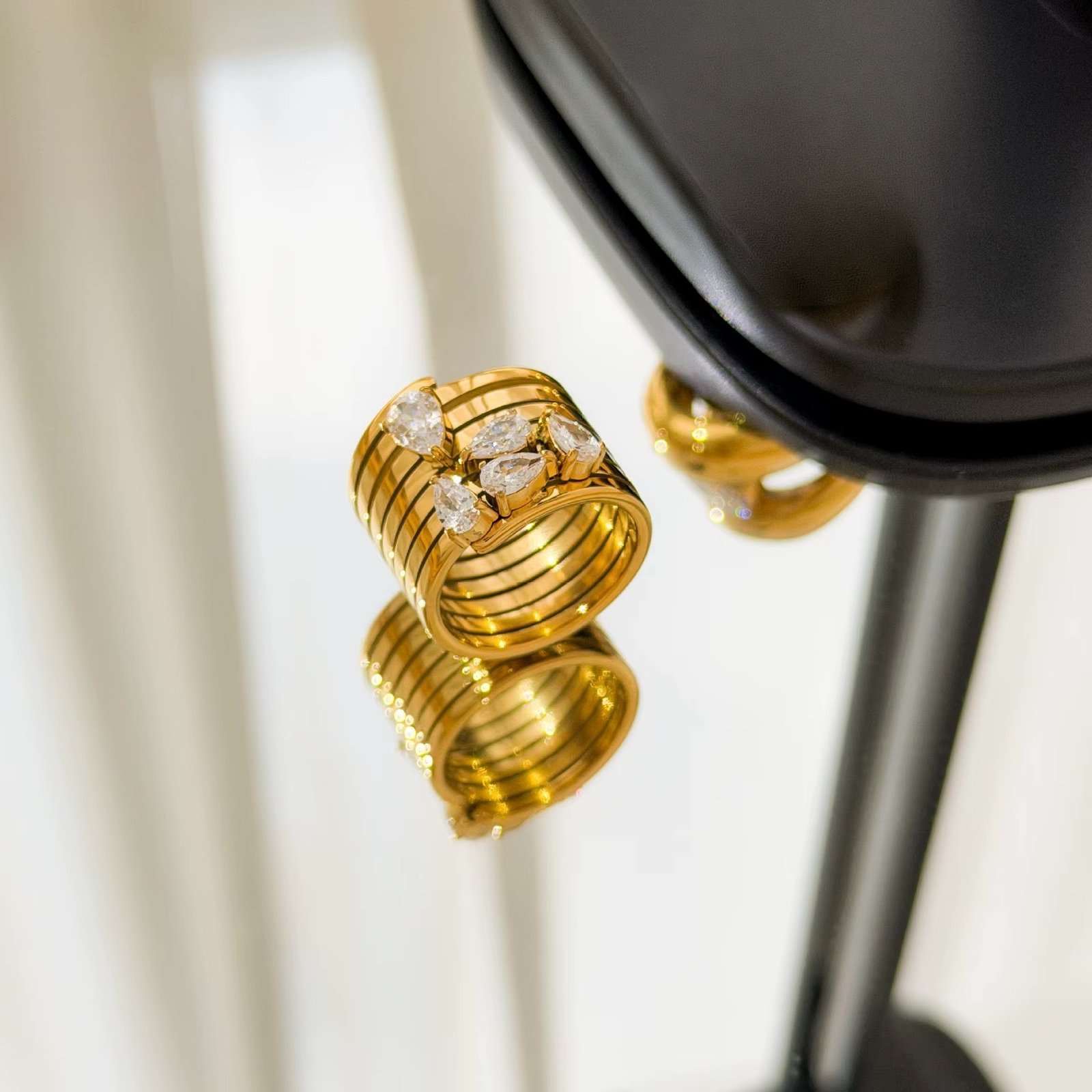 Firefly.jpg Bague Khadija – Image 1